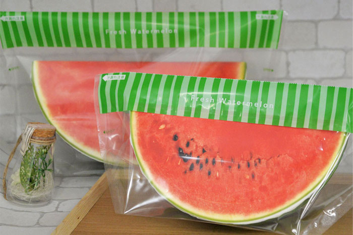 カットスイカの専用袋は必要 選び方やおすすめの商品を紹介 折兼ラボ 株式会社折兼 カットスイカの専用袋は必要 選び方やおすすめの商品を紹介 折兼ラボ 株式会社折兼